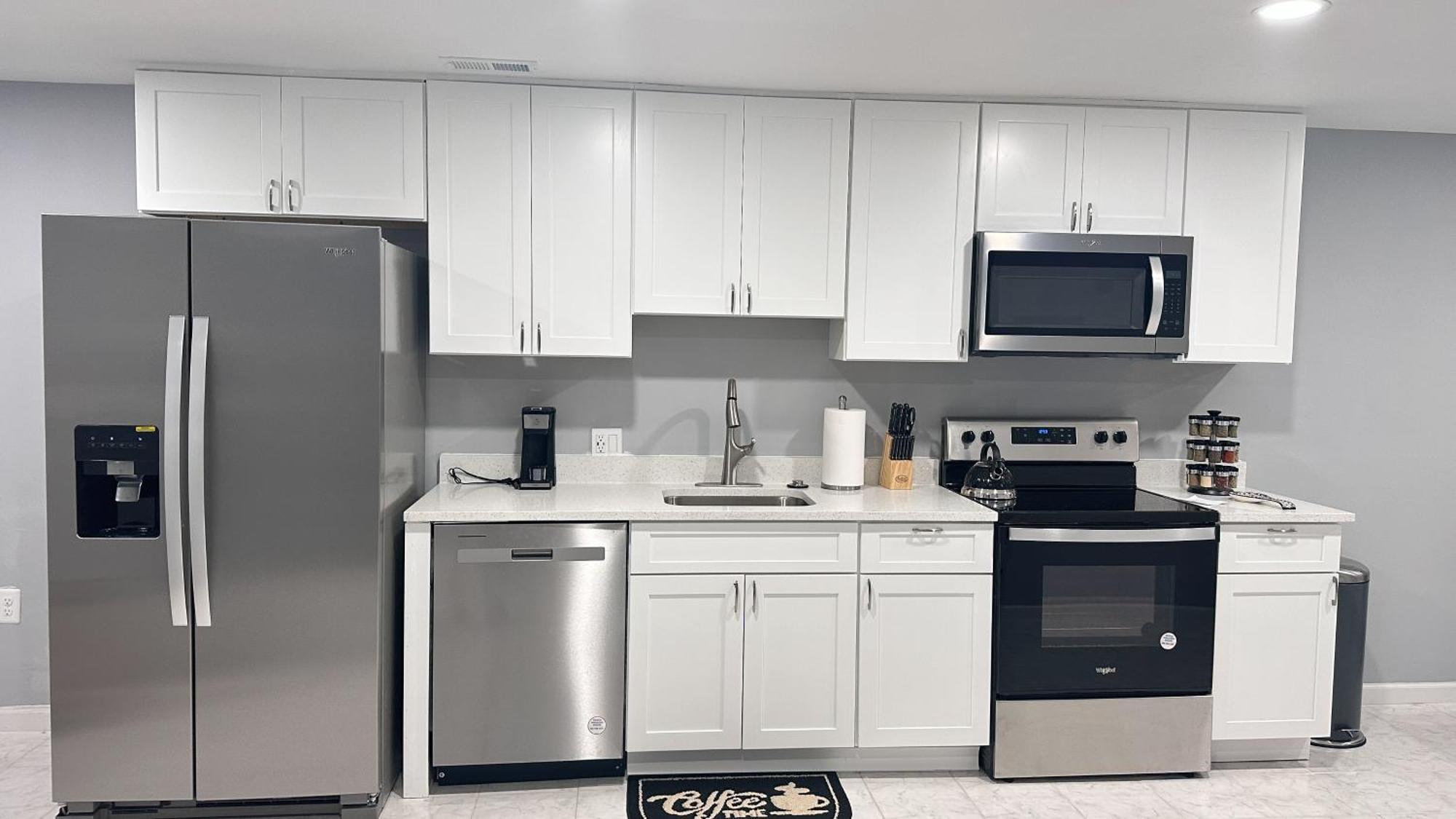 Holiday home Pristine By Dc, Fedex Stadium &umc Center To Dmv Metro Area Hyattsville